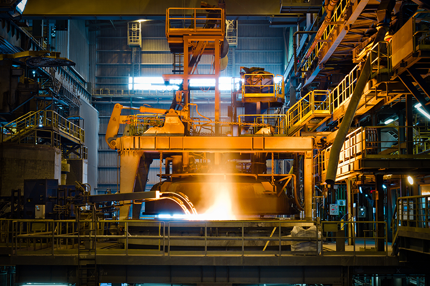 vacuum-oxygen-decarburization-process-application-example-thumbnail-shutterstock-292901249-steelproduction