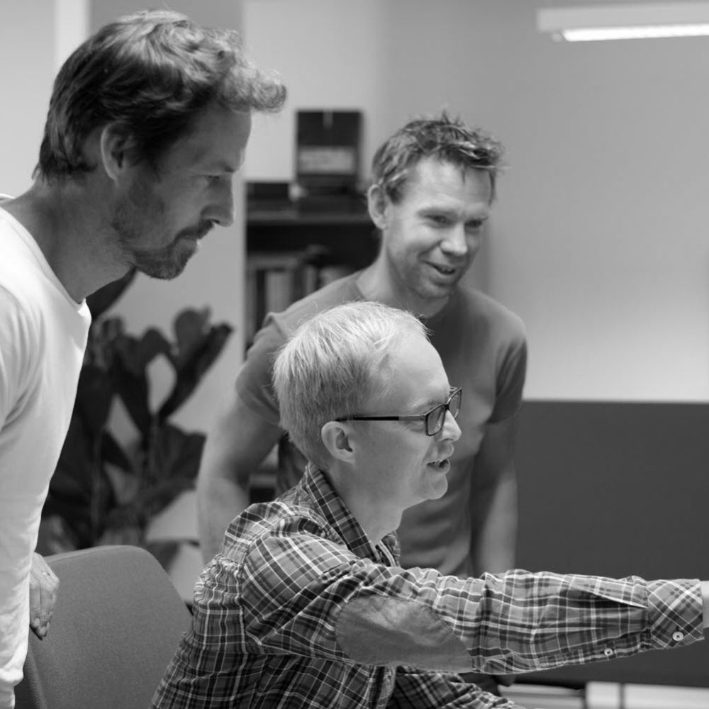 2013-henrikx2-samuel-bw - header