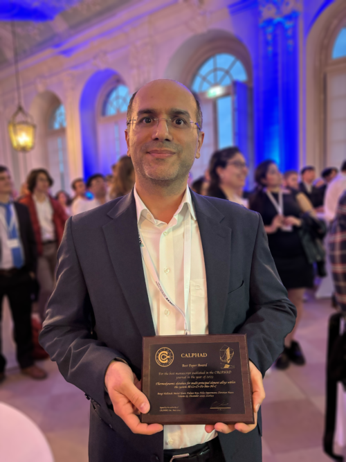 mehdi-best-paper-award-blur